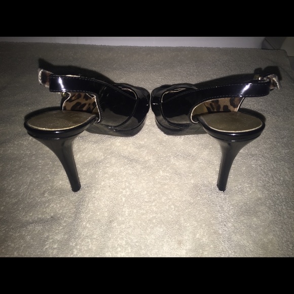 CHRISTIAN SIRIANO Black/Cheetah Heels…SIZE 6.5 - Picture 6 of 7